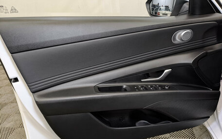 Hyundai Elantra, 2022 год, 2 115 000 рублей, 19 фотография