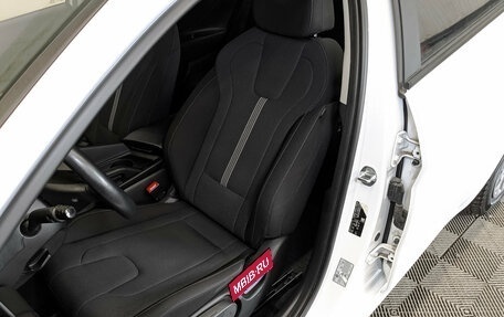 Hyundai Elantra, 2022 год, 2 115 000 рублей, 20 фотография