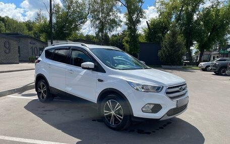 Ford Kuga III, 2019 год, 1 945 000 рублей, 2 фотография