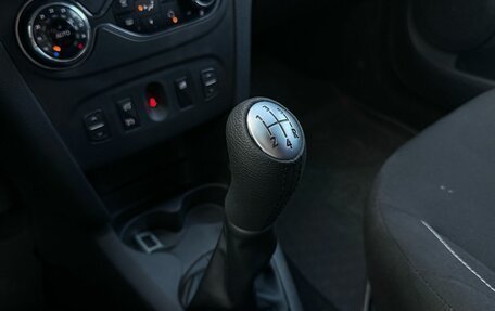 Renault Sandero II рестайлинг, 2016 год, 930 000 рублей, 18 фотография