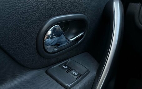 Renault Sandero II рестайлинг, 2016 год, 930 000 рублей, 20 фотография