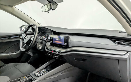 Skoda Octavia IV, 2021 год, 2 475 000 рублей, 11 фотография