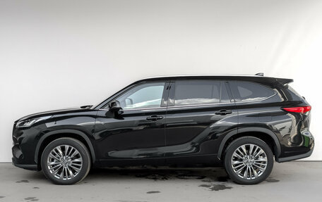 Toyota Highlander, 2023 год, 4 610 000 рублей, 8 фотография