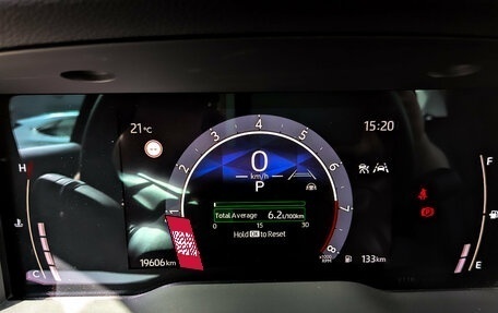 Toyota Camry, 2025 год, 4 200 000 рублей, 13 фотография