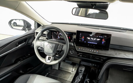 Toyota Camry, 2025 год, 4 200 000 рублей, 29 фотография