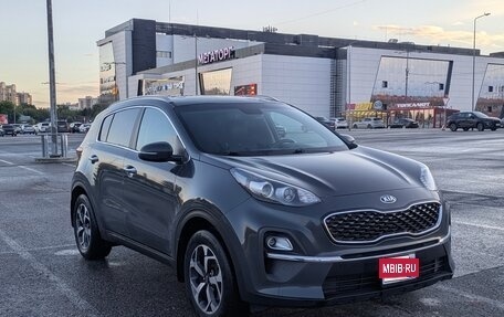 KIA Sportage IV рестайлинг, 2020 год, 2 400 000 рублей, 1 фотография