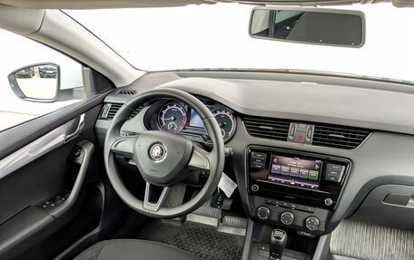 Skoda Octavia, 2019 год, 1 852 500 рублей, 27 фотография