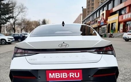 Hyundai Elantra, 2023 год, 1 290 007 рублей, 6 фотография