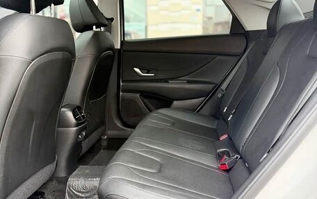 Hyundai Elantra, 2023 год, 1 290 007 рублей, 14 фотография
