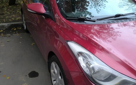 Hyundai Elantra V, 2011 год, 850 000 рублей, 3 фотография