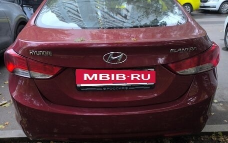 Hyundai Elantra V, 2011 год, 850 000 рублей, 4 фотография