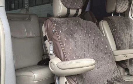 Toyota Sienna II рестайлинг, 2004 год, 1 300 000 рублей, 13 фотография