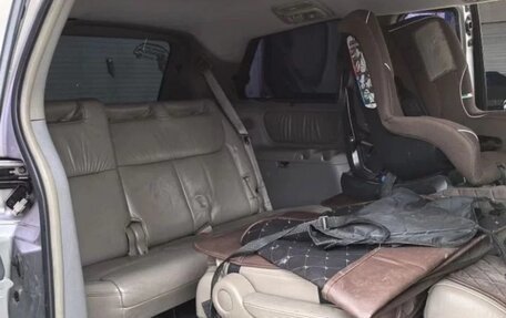 Toyota Sienna II рестайлинг, 2004 год, 1 300 000 рублей, 14 фотография