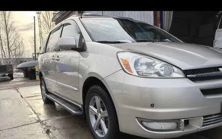 Toyota Sienna II рестайлинг, 2004 год, 1 300 000 рублей, 22 фотография