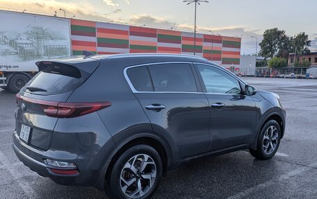 KIA Sportage IV рестайлинг, 2020 год, 2 400 000 рублей, 4 фотография