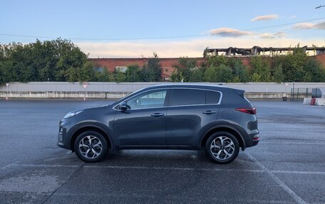 KIA Sportage IV рестайлинг, 2020 год, 2 400 000 рублей, 6 фотография