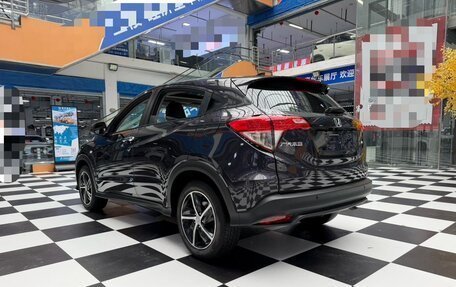 Honda Vezel, 2022 год, 1 205 000 рублей, 4 фотография