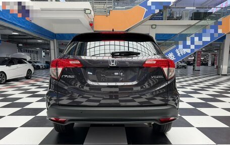 Honda Vezel, 2022 год, 1 205 000 рублей, 5 фотография