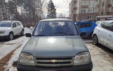 Chevrolet Niva I рестайлинг, 2007 год, 150 000 рублей, 1 фотография