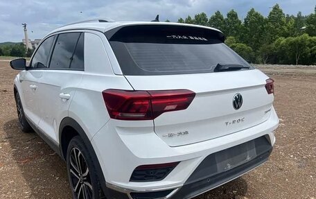 Volkswagen T-Roc I, 2022 год, 1 900 000 рублей, 6 фотография