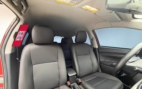 Toyota Yaris, 2022 год, 980 000 рублей, 18 фотография