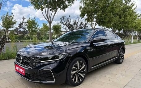 Volkswagen Passat B8 рестайлинг, 2023 год, 2 250 000 рублей, 1 фотография
