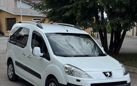 Peugeot Partner II рестайлинг 2, 2010 год, 630 000 рублей, 1 фотография