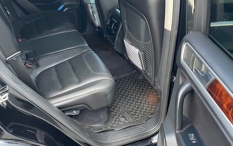 Volkswagen Touareg III, 2012 год, 2 750 000 рублей, 13 фотография