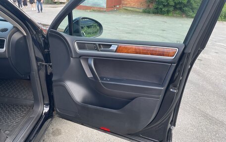 Volkswagen Touareg III, 2012 год, 2 750 000 рублей, 12 фотография