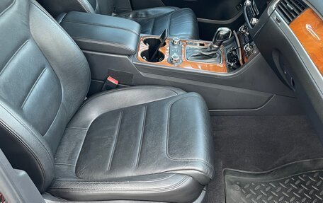 Volkswagen Touareg III, 2012 год, 2 750 000 рублей, 11 фотография
