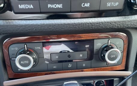 Volkswagen Touareg III, 2012 год, 2 750 000 рублей, 18 фотография