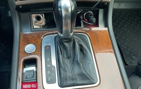 Volkswagen Touareg III, 2012 год, 2 750 000 рублей, 17 фотография