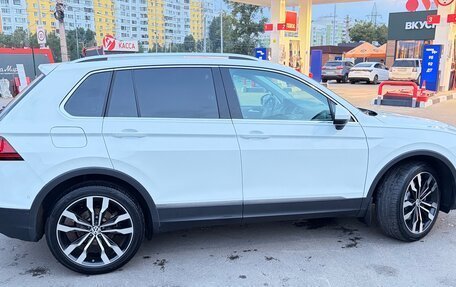 Volkswagen Tiguan II, 2019 год, 2 900 000 рублей, 3 фотография