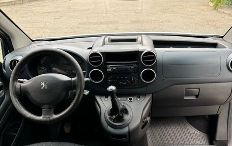 Peugeot Partner II рестайлинг 2, 2010 год, 630 000 рублей, 8 фотография