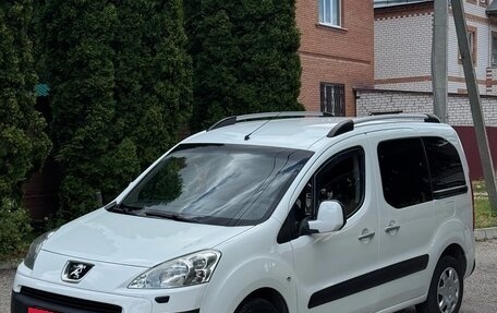 Peugeot Partner II рестайлинг 2, 2010 год, 630 000 рублей, 6 фотография