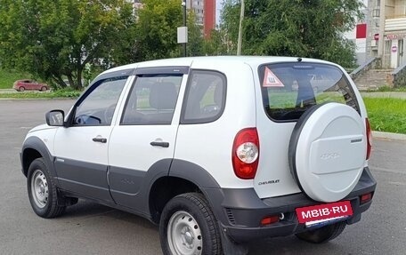 Chevrolet Niva I рестайлинг, 2014 год, 775 000 рублей, 7 фотография