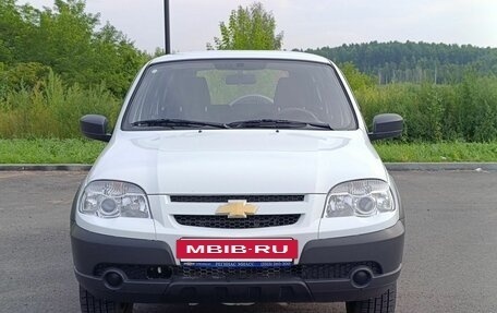 Chevrolet Niva I рестайлинг, 2014 год, 775 000 рублей, 2 фотография