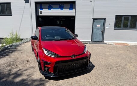 Toyota Yaris, 2021 год, 3 590 000 рублей, 12 фотография