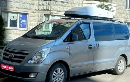 Hyundai Grand Starex Grand Starex I рестайлинг 2, 2017 год, 2 050 000 рублей, 1 фотография