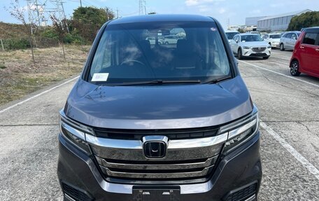 Honda Stepwgn IV, 2019 год, 2 530 000 рублей, 1 фотография