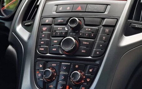 Opel Astra J, 2012 год, 750 000 рублей, 11 фотография