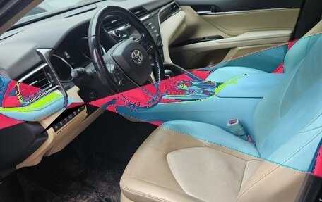 Toyota Camry, 2019 год, 2 300 000 рублей, 6 фотография