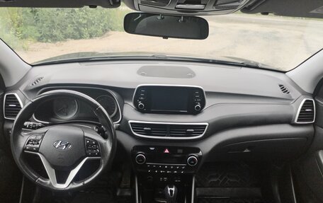 Hyundai Tucson III, 2018 год, 2 200 000 рублей, 10 фотография
