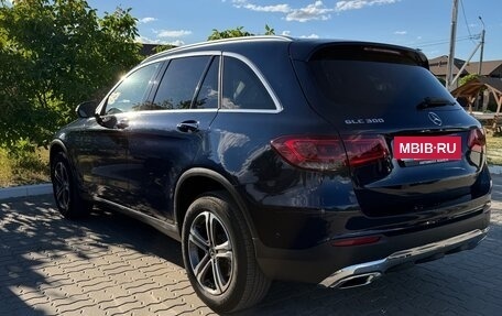 Mercedes-Benz GLC, 2021 год, 3 600 000 рублей, 4 фотография