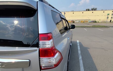 Toyota Land Cruiser Prado 150 рестайлинг 2, 2014 год, 4 100 000 рублей, 9 фотография