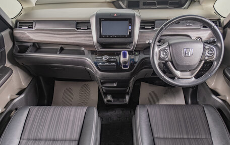 Honda Freed II, 2017 год, 1 629 000 рублей, 11 фотография