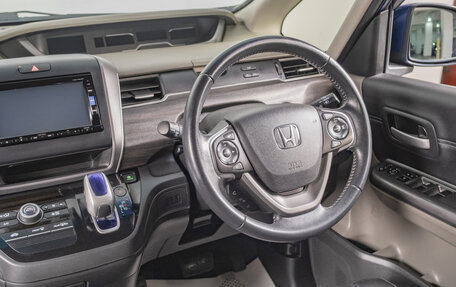 Honda Freed II, 2017 год, 1 629 000 рублей, 10 фотография