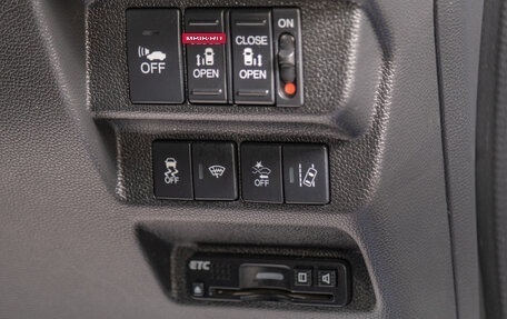 Honda Freed II, 2017 год, 1 629 000 рублей, 18 фотография