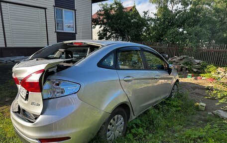 Ford Fiesta, 2015 год, 450 000 рублей, 5 фотография
