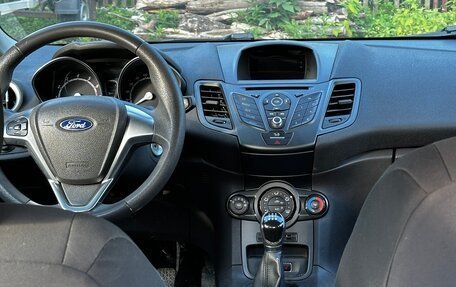 Ford Fiesta, 2015 год, 450 000 рублей, 6 фотография